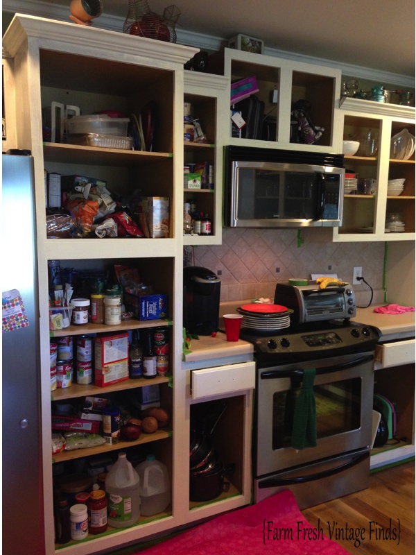 Old White Kitchen Before