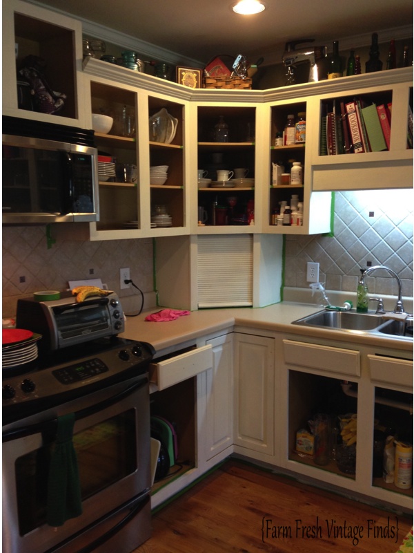 Old White Kitchen Before