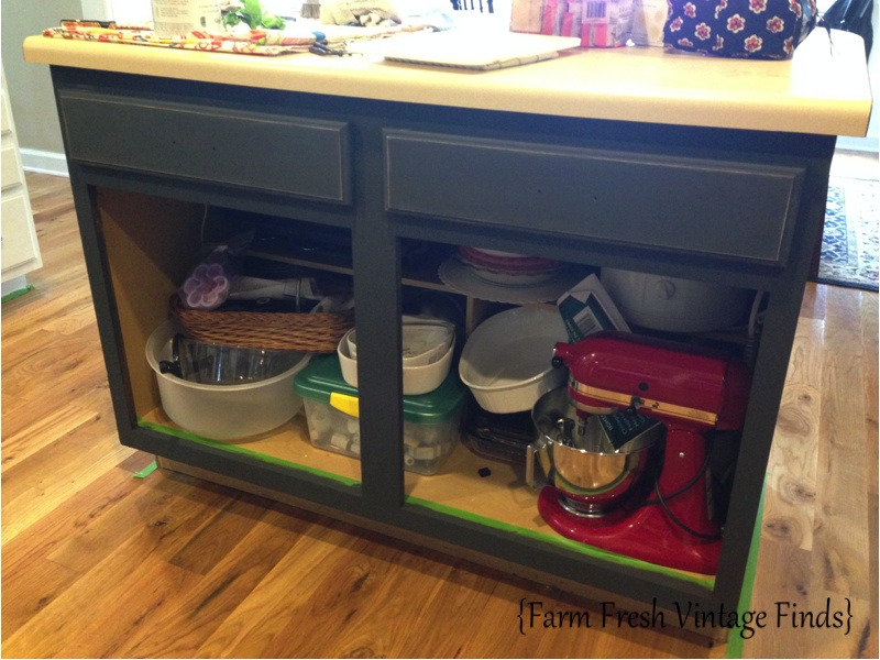 Kitchen Island 