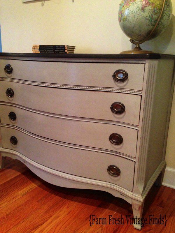 Annie Sloan French Linen Dresser