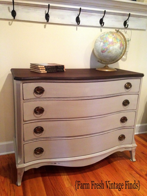 Annie Sloan French Linen Dresser