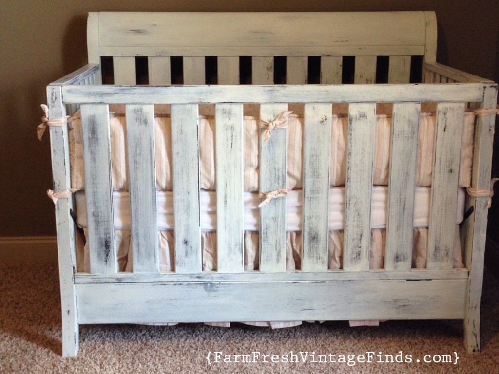 Crib in Miss Mustard Seeds Linen Milk Paint